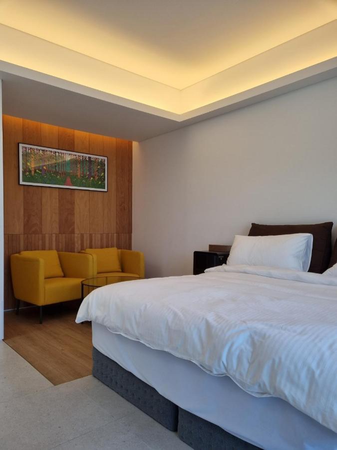 Laon On 37 Bed & Breakfast ทงยอง ภายนอก รูปภาพ